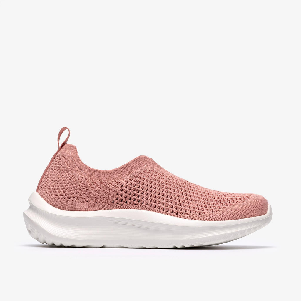 Solevana Knit Lightweight Breathable Sneakers – All-Day Comfort Walking Shoes 👟